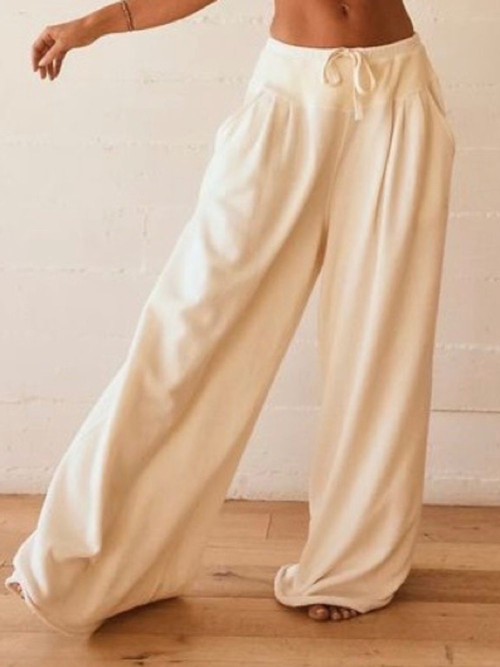 FREE PEOPLE MOVEMENT: “RANGE WIDE-LEG PANTS”: IVORY LOUNGE PANTS: XL NWOT - Picture 2 of 2